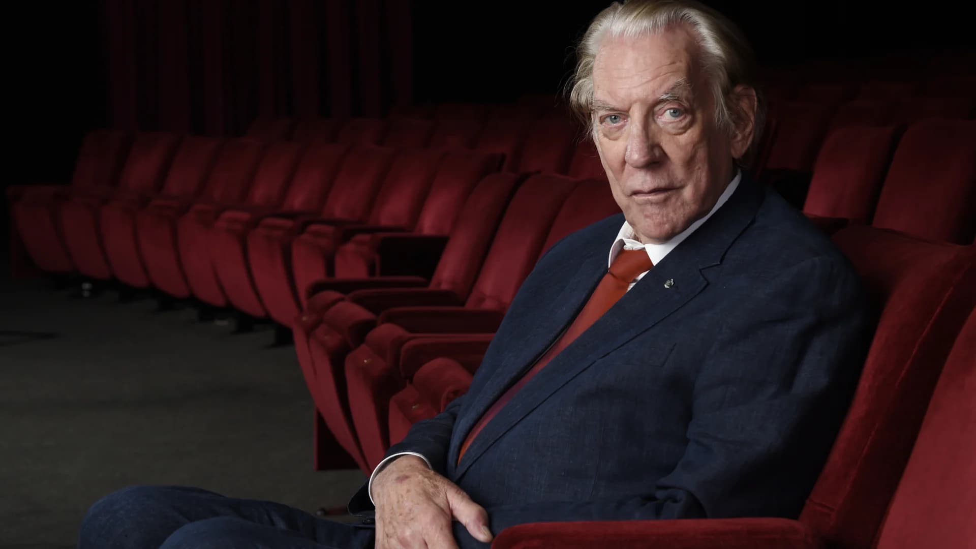 Donald Sutherland, the towering actor whose career spanned 'M.A.S.H.' to 'Hunger Games,' dies at 88